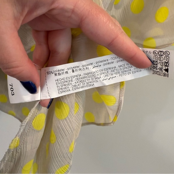 Women’s Zara Yellow and Gray Flutter Sleeve Blouse size XS - Picture 4 of 5